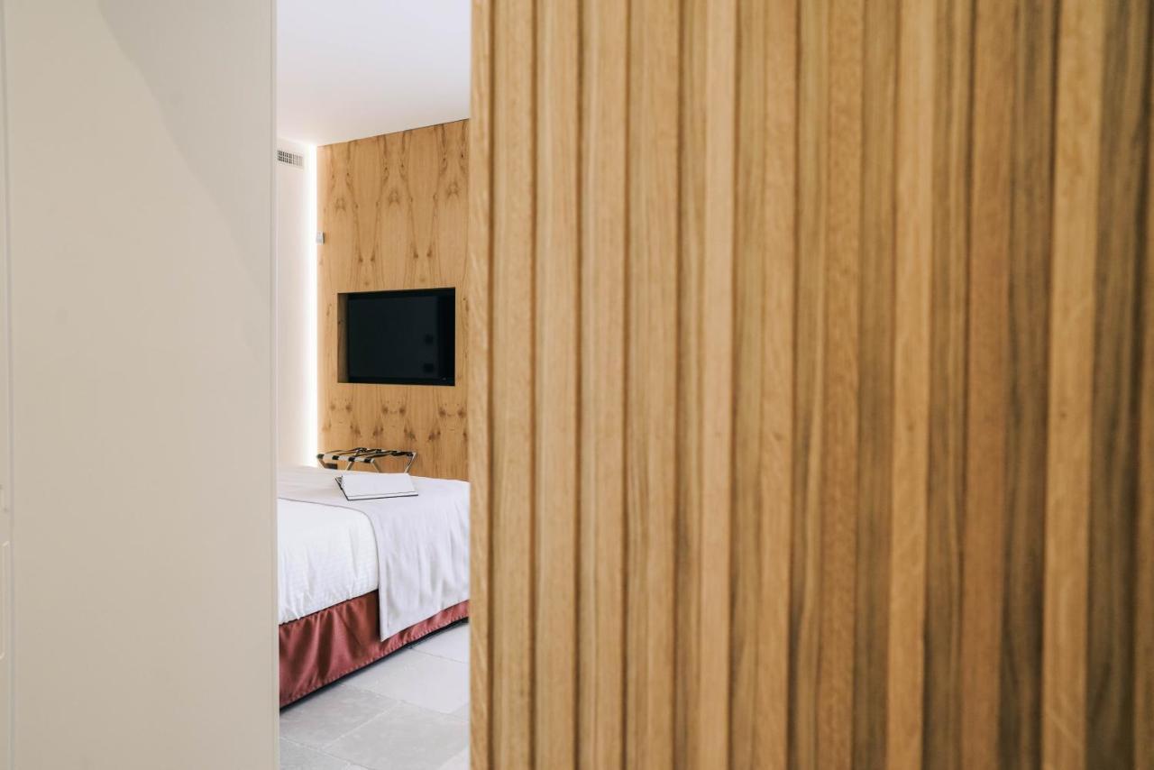 チステルニーノ Essenza Relais Contemporaneo Bed & Breakfast エクステリア 写真