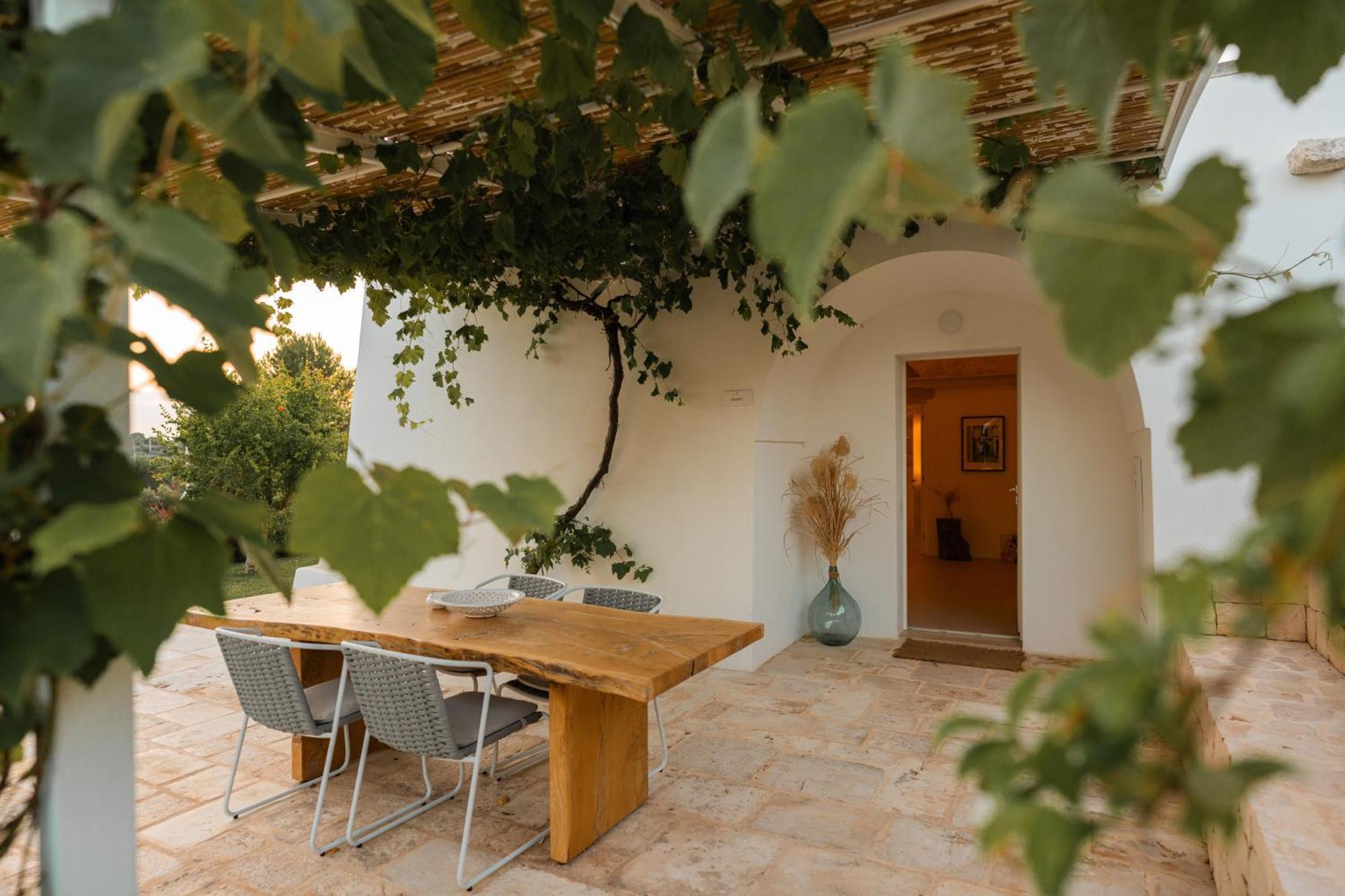 チステルニーノ Essenza Relais Contemporaneo Bed & Breakfast エクステリア 写真