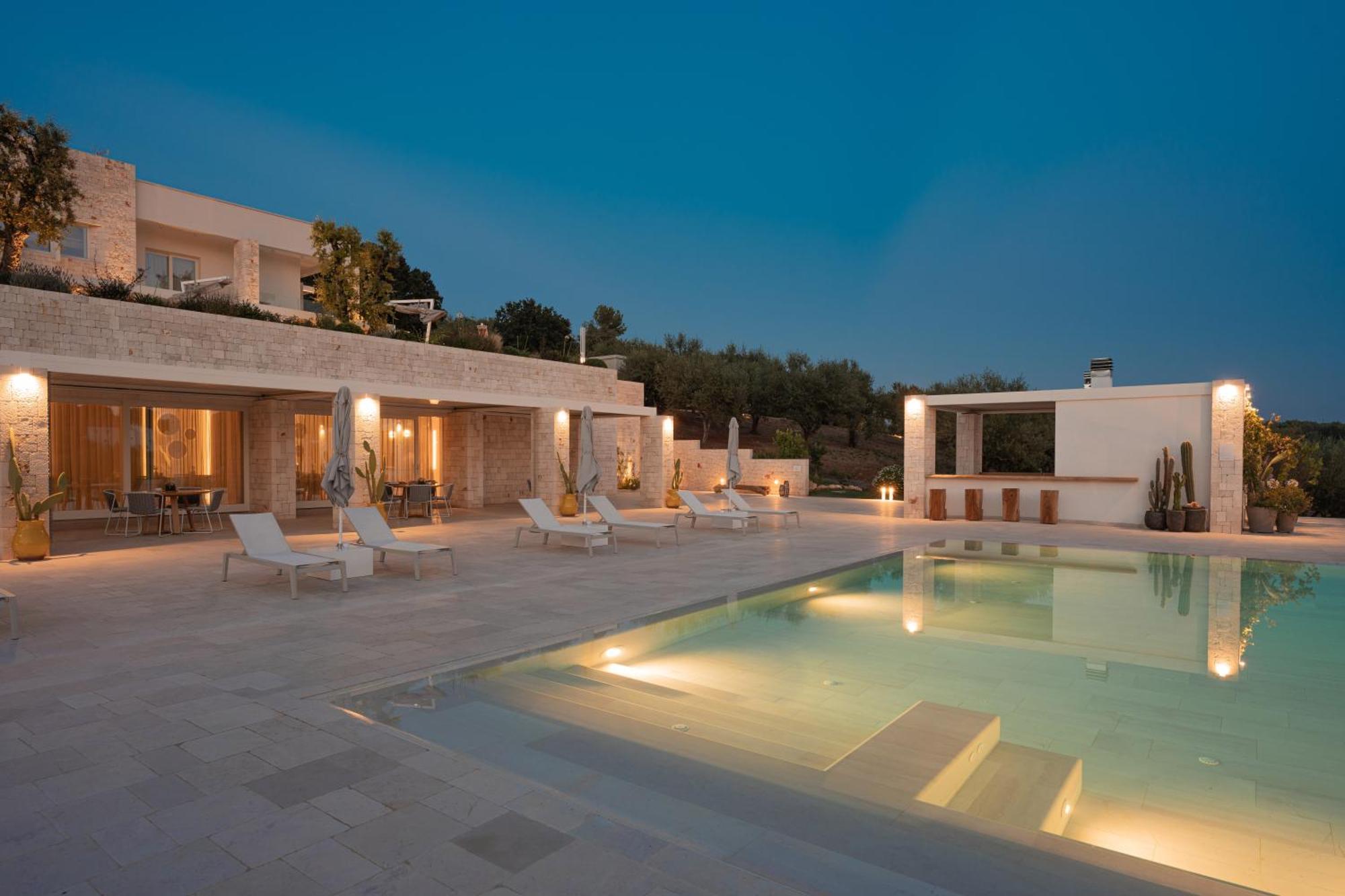 チステルニーノ Essenza Relais Contemporaneo Bed & Breakfast エクステリア 写真
