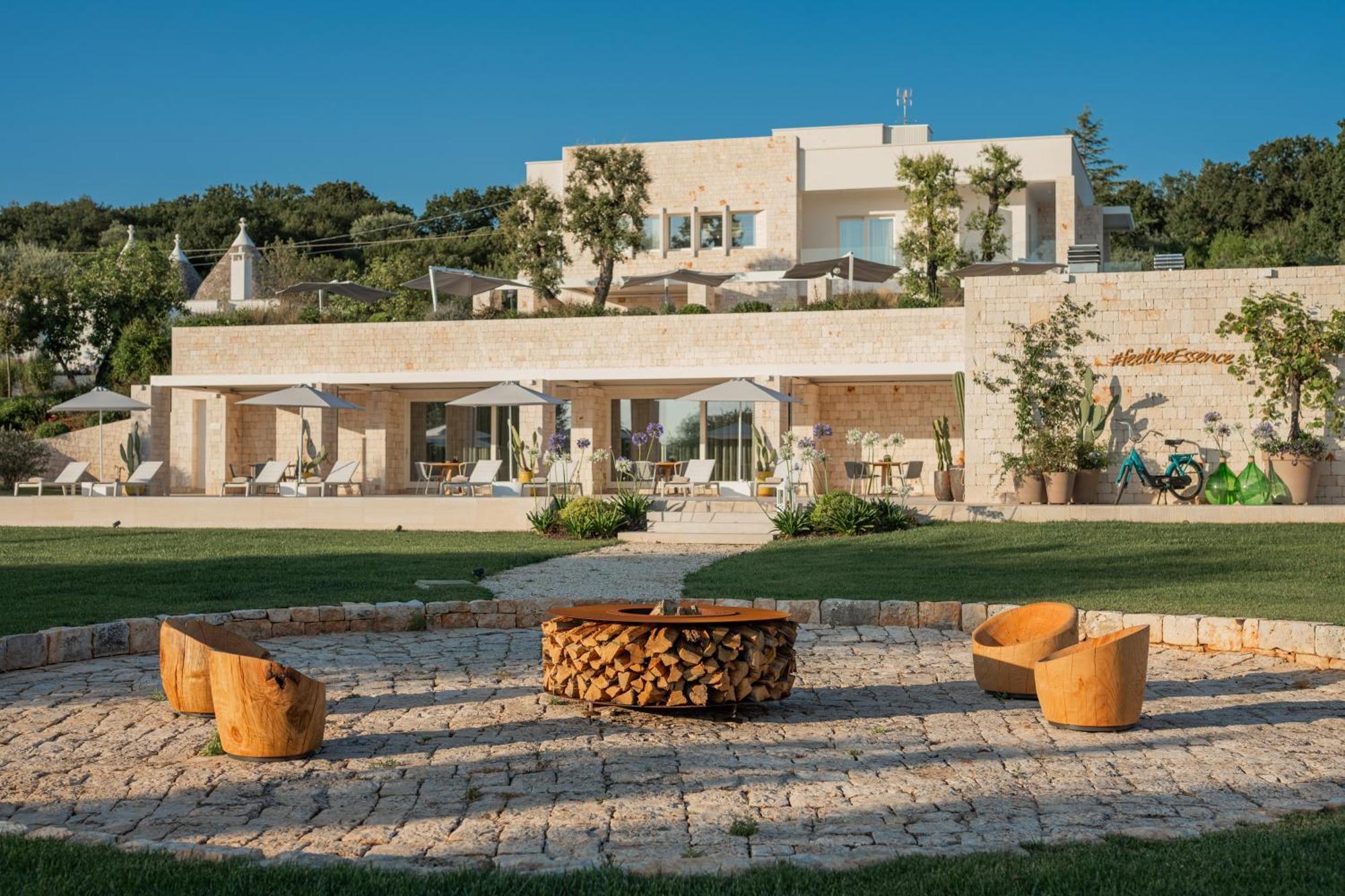 チステルニーノ Essenza Relais Contemporaneo Bed & Breakfast エクステリア 写真