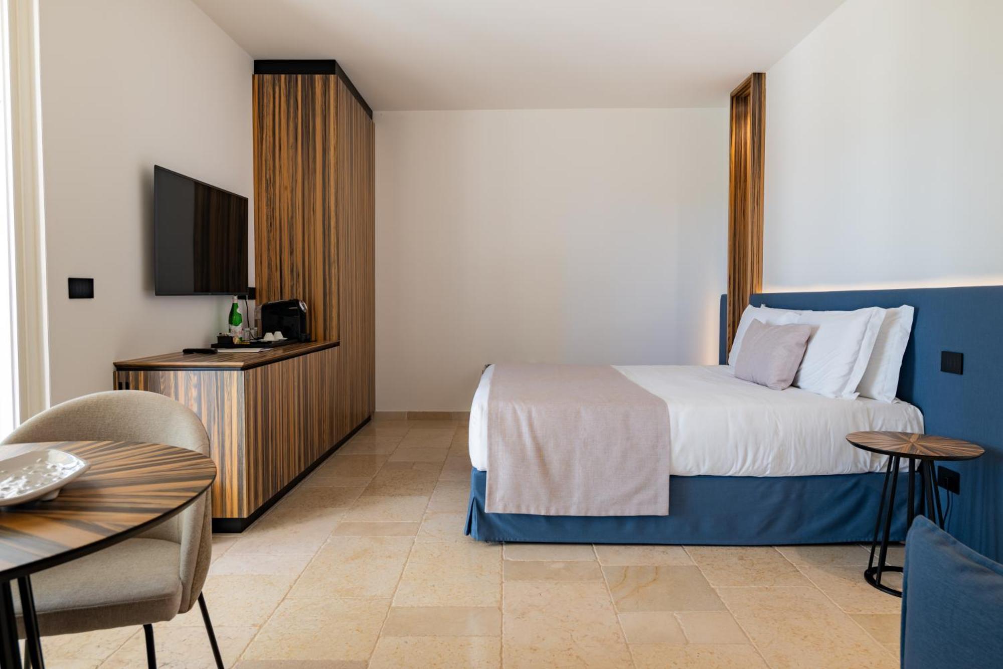 チステルニーノ Essenza Relais Contemporaneo Bed & Breakfast エクステリア 写真